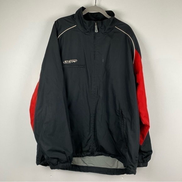 CCM Red and Black Mesh Lined Vented Windbreaker, Size Large - Picture 1 of 2
